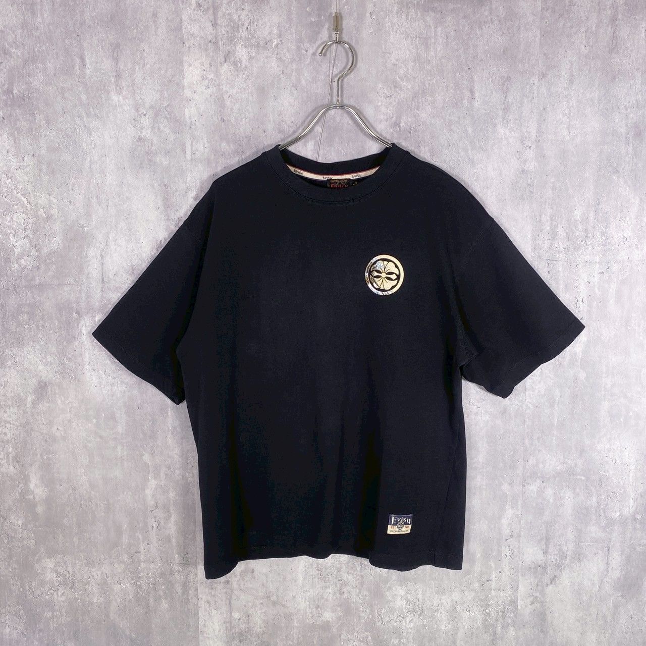 EVISU エヴィス　ダメージデニム 32サイズ　カモメ　家紋刺繍 ゴールド EVISU エヴィス カモメ刺繍ジーンズ #2020 7ポケットデザイン