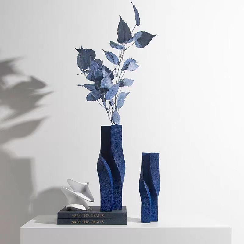 大清雍正琺瑯彩花鳥紋蒔金瓶磁器王 景徳鎮 陶磁器 装飾品 現代