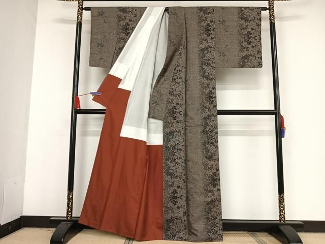 平和屋着物○本場大島紬 純泥染 9マルキ 草花文 南織物謹製 証紙付き