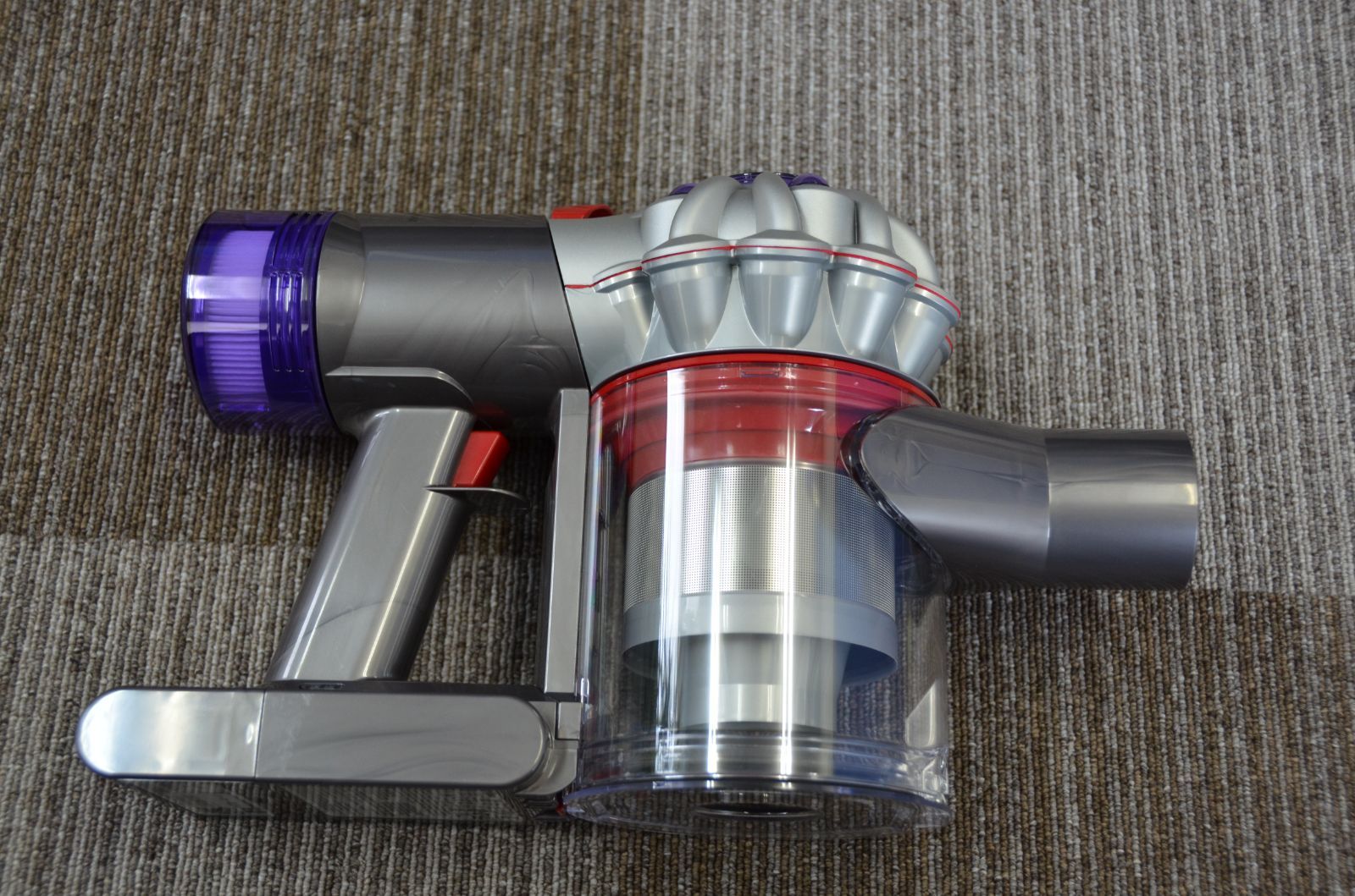 中古品B Dyson SV25 BU V8 Plus [サイクロン式 コードレス掃除機