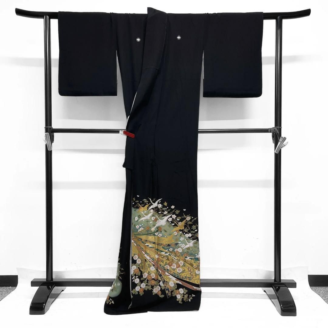 黒留袖 五つ紋 比翼付き 金彩 熨斗 鶴 菊 松竹梅 流水 着物 122a