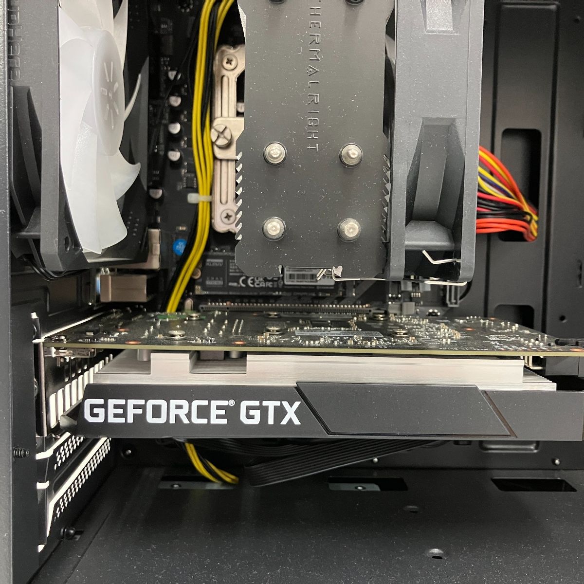 [PLATINUM]黒い光る✨ゲーミングPC✨フルセット✨RTX2080Ti ゲーミングPC RTX2080ti（PLATINUM]✨高性能✨黒い光る