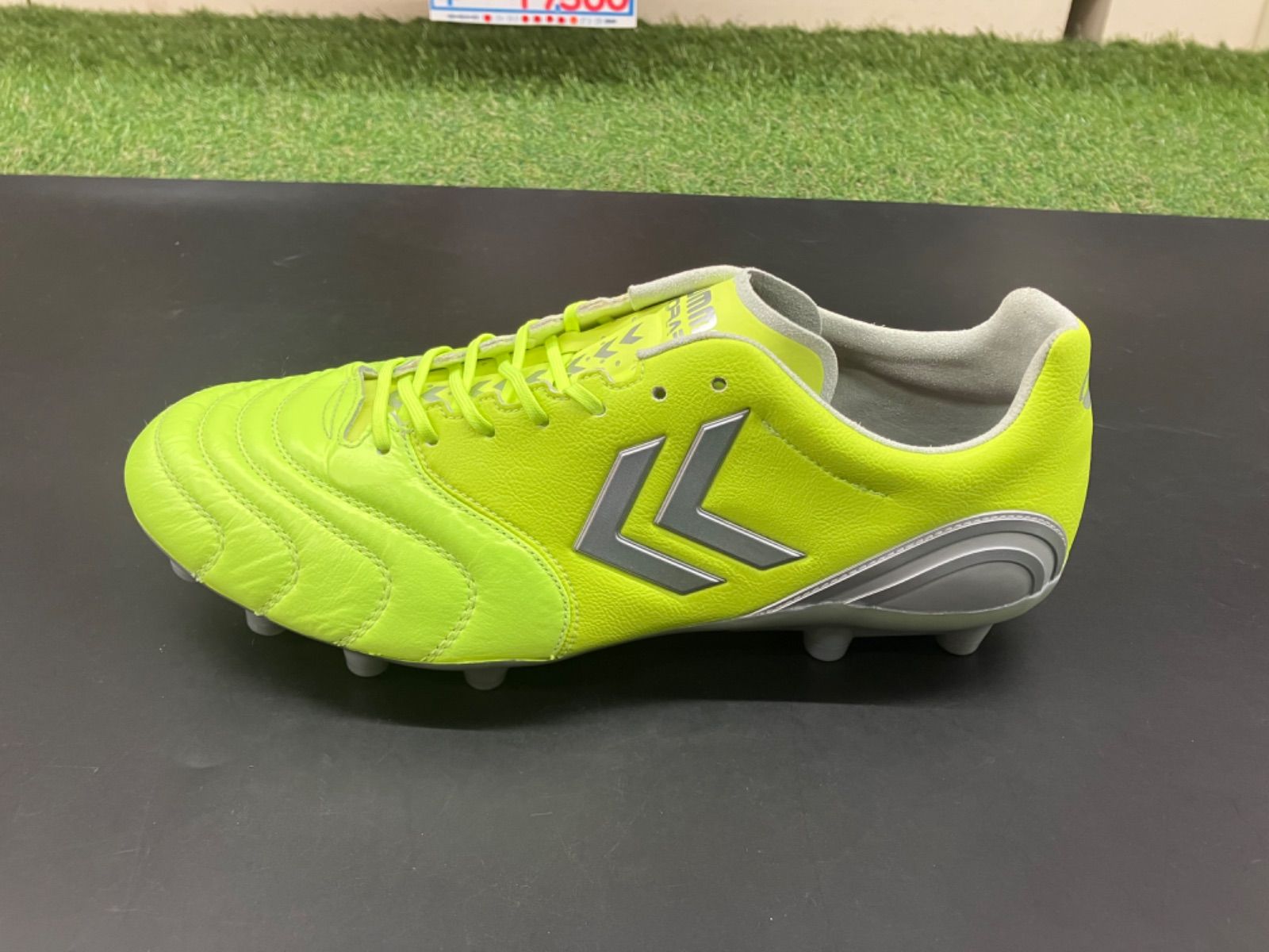 hummel ヴォラート2 26cmスーパーワイド hummel ヴォラート2 26cmスーパーワイド
