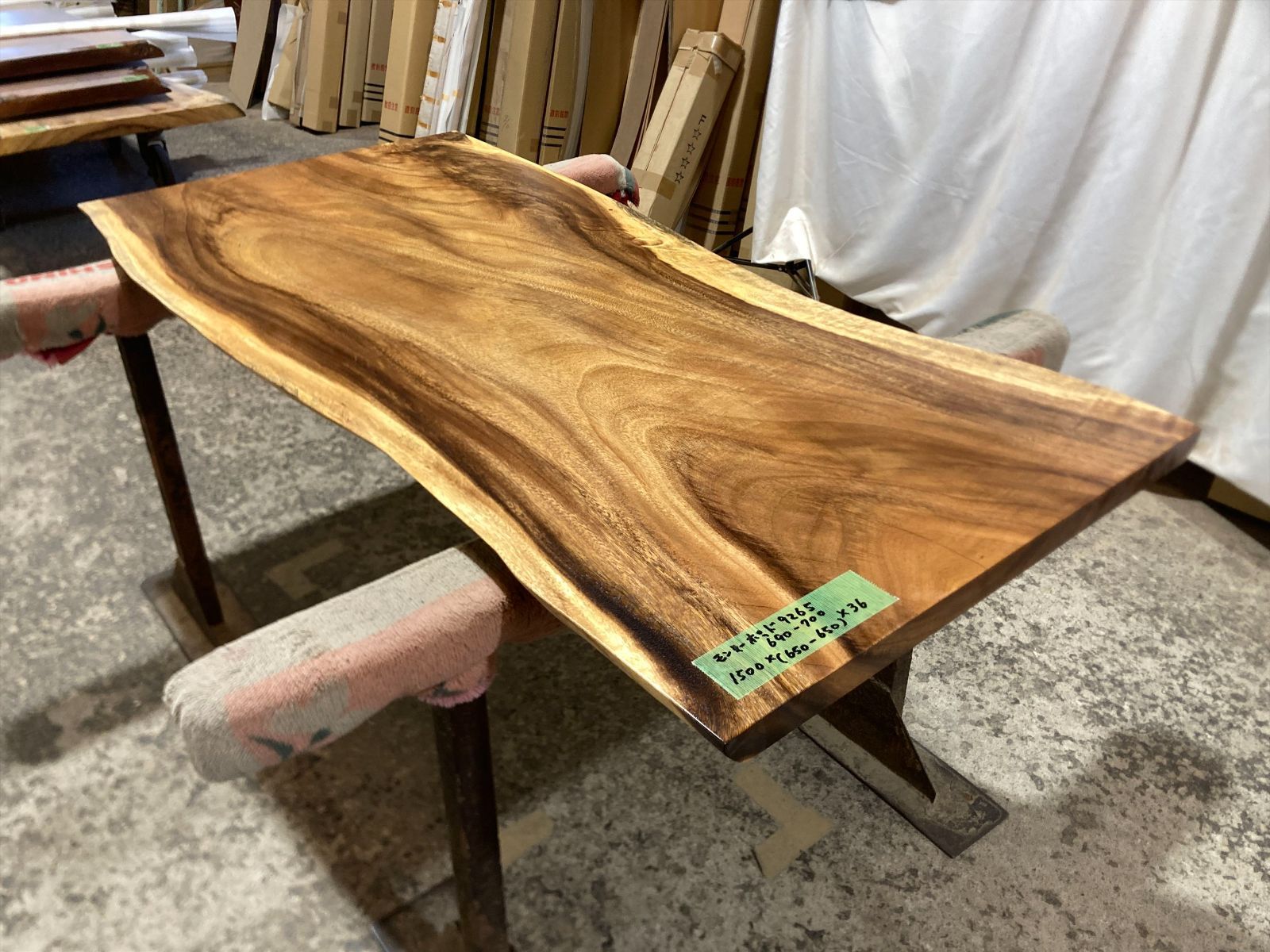 モンキーポッド9265 一枚板無垢 乾燥材 1500ｘ690-700ｘ36mm 天板のみ カウンター センターテーブル ダイニングテーブル
