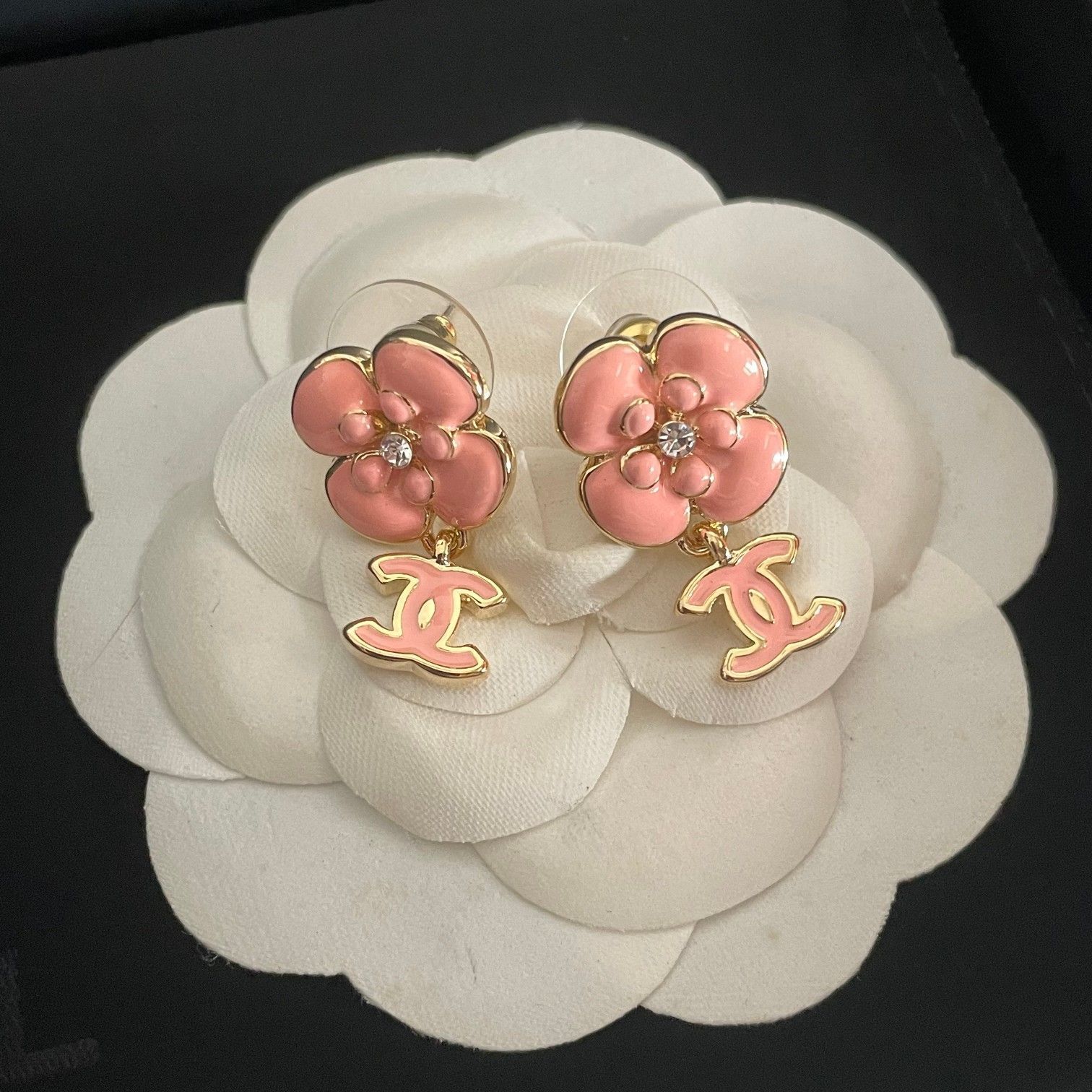 本日まで出品予定❗CHANEL　シャネル　ピアス 楽天市場】CHANEL シャネル ピアス レディース A86506 Y09902