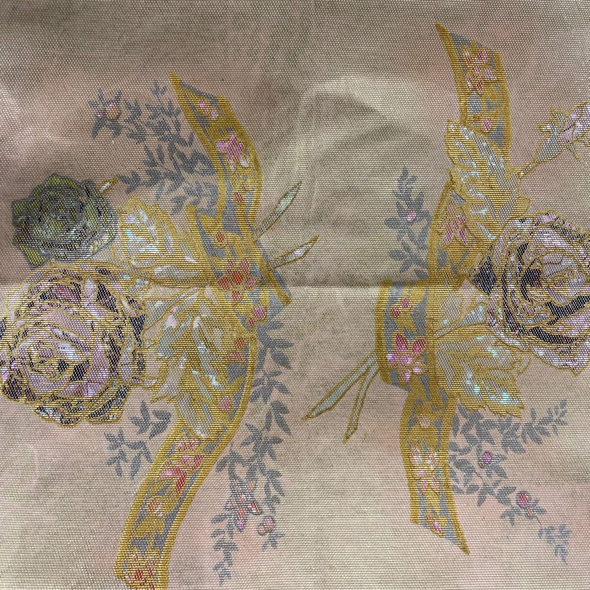 お得 袋帯 名品 川島織物 落款 草花 熨斗 箔 金彩 金色 お太鼓柄 正絹 価格比較でお得にお買物。