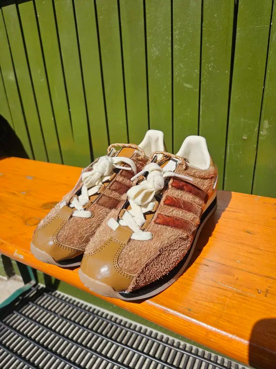 アディダス モデル Song For The Mew 225