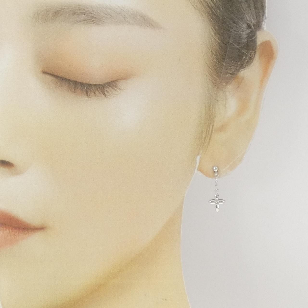 k14WG ダイヤモンドピアス K14WG クロス ダイヤモンド ピアス 0.04CT - メルカリ