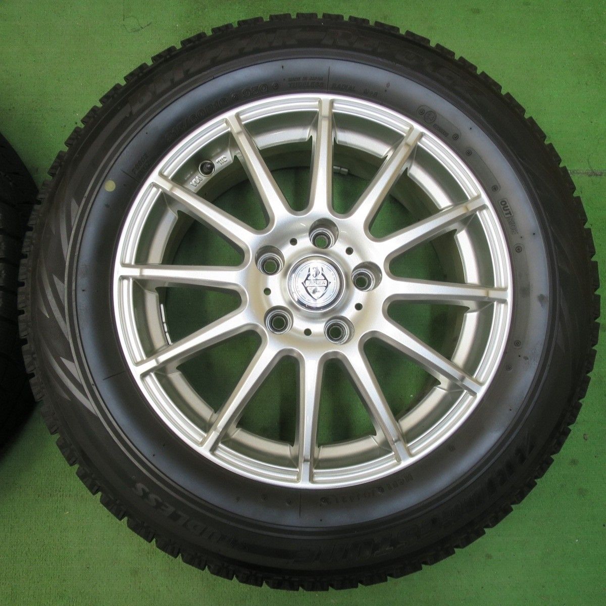 ☆BS ブリザック REVO GZ 215⁄60R16 バリ山 16×6.5J 5H 114.3