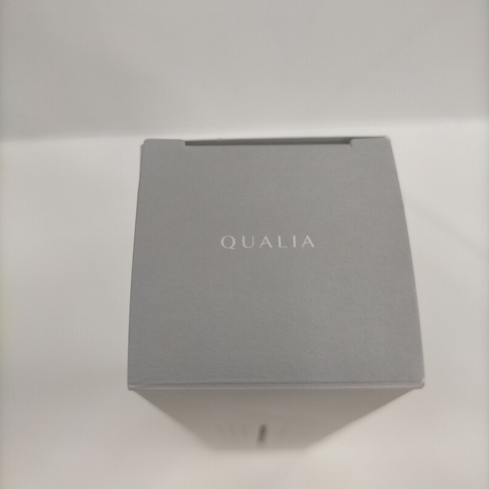 P1135 QUALIA クオリア ベルクアージュ モイスチャー