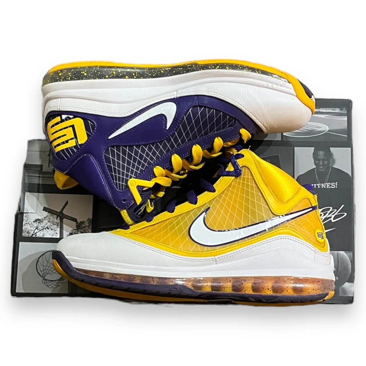 更に値下げNIKE レブロンV I I レイカーズカラー 23.5（NIKE（ナイキ 