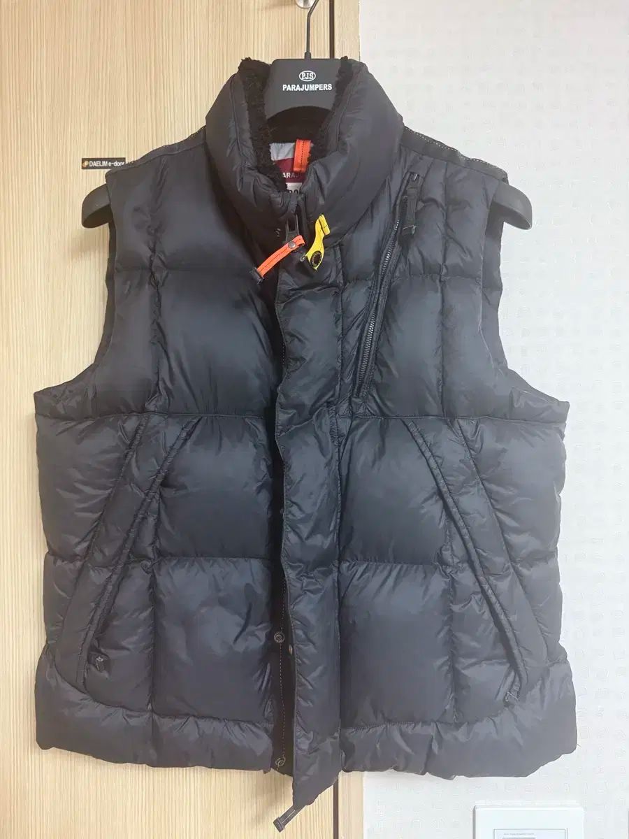 PARAJUMPERS パラジャンパーズ ダウンベスト