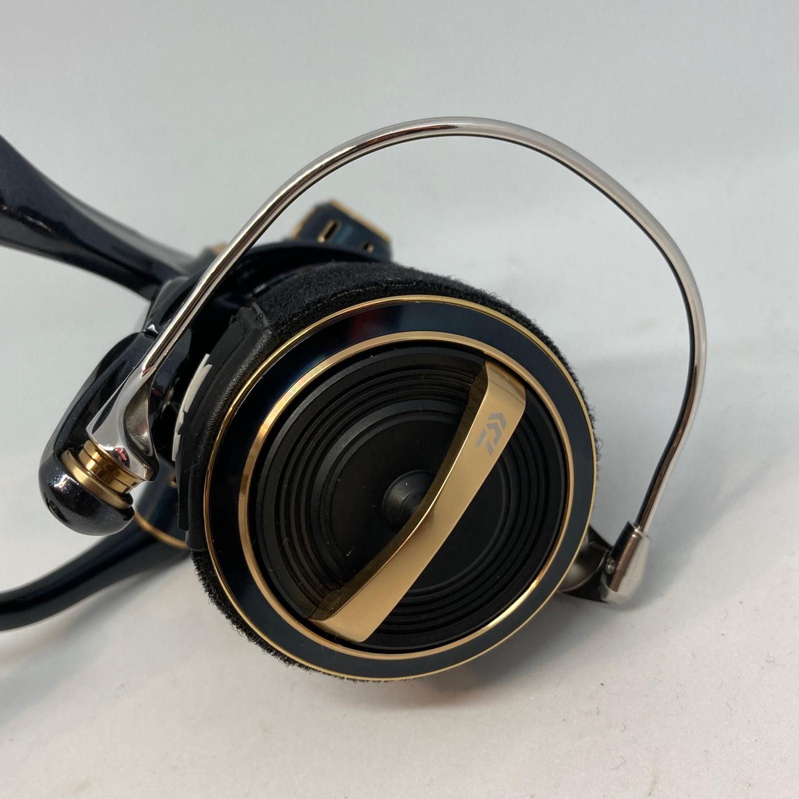 ττDAIWA ダイワ スピニングリール 23ソルティガ 5000-XH 000896 3224058
