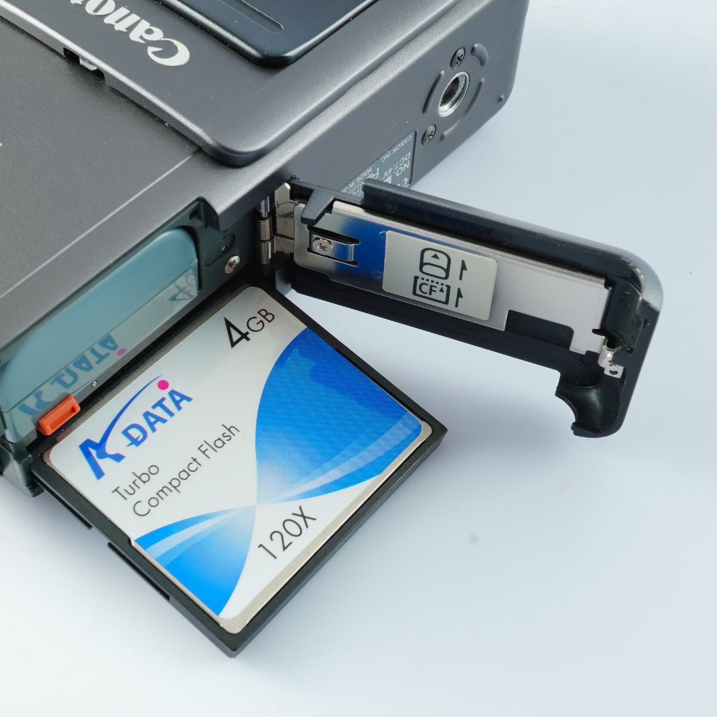 PowerShot S70