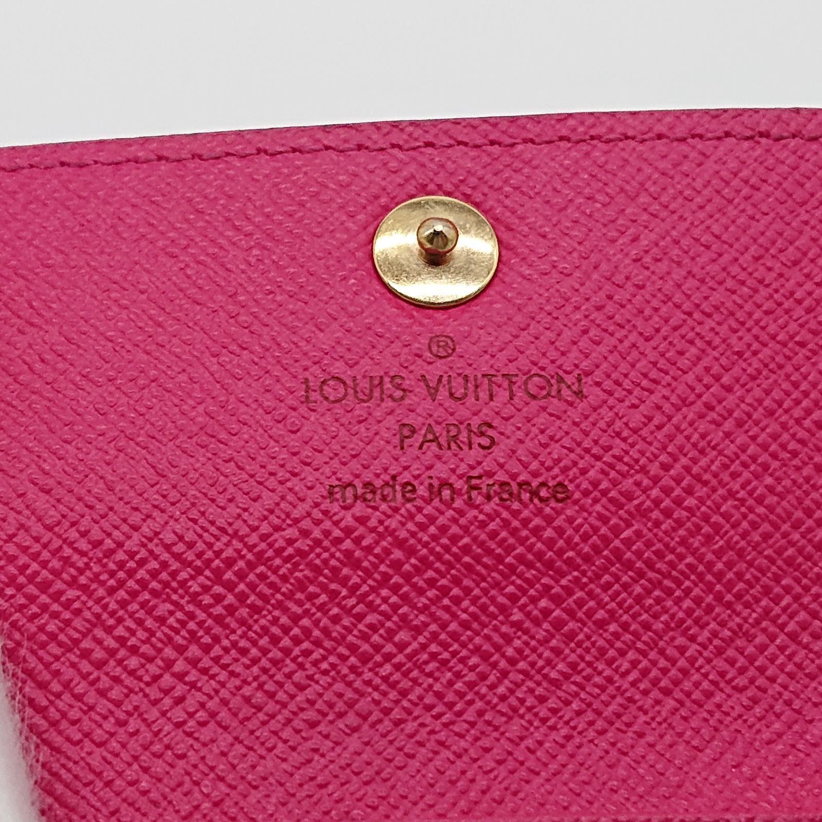 VUITTON