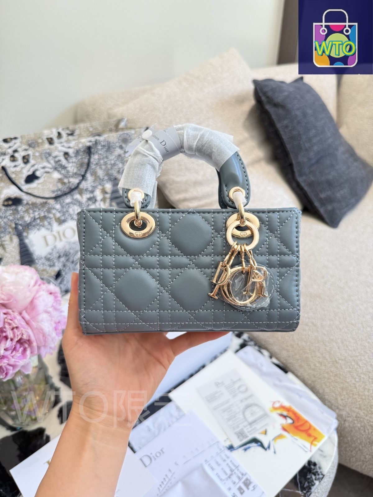 今日特価】Dior ディオール ディー・ジョイミニシリーズ 藤格?と