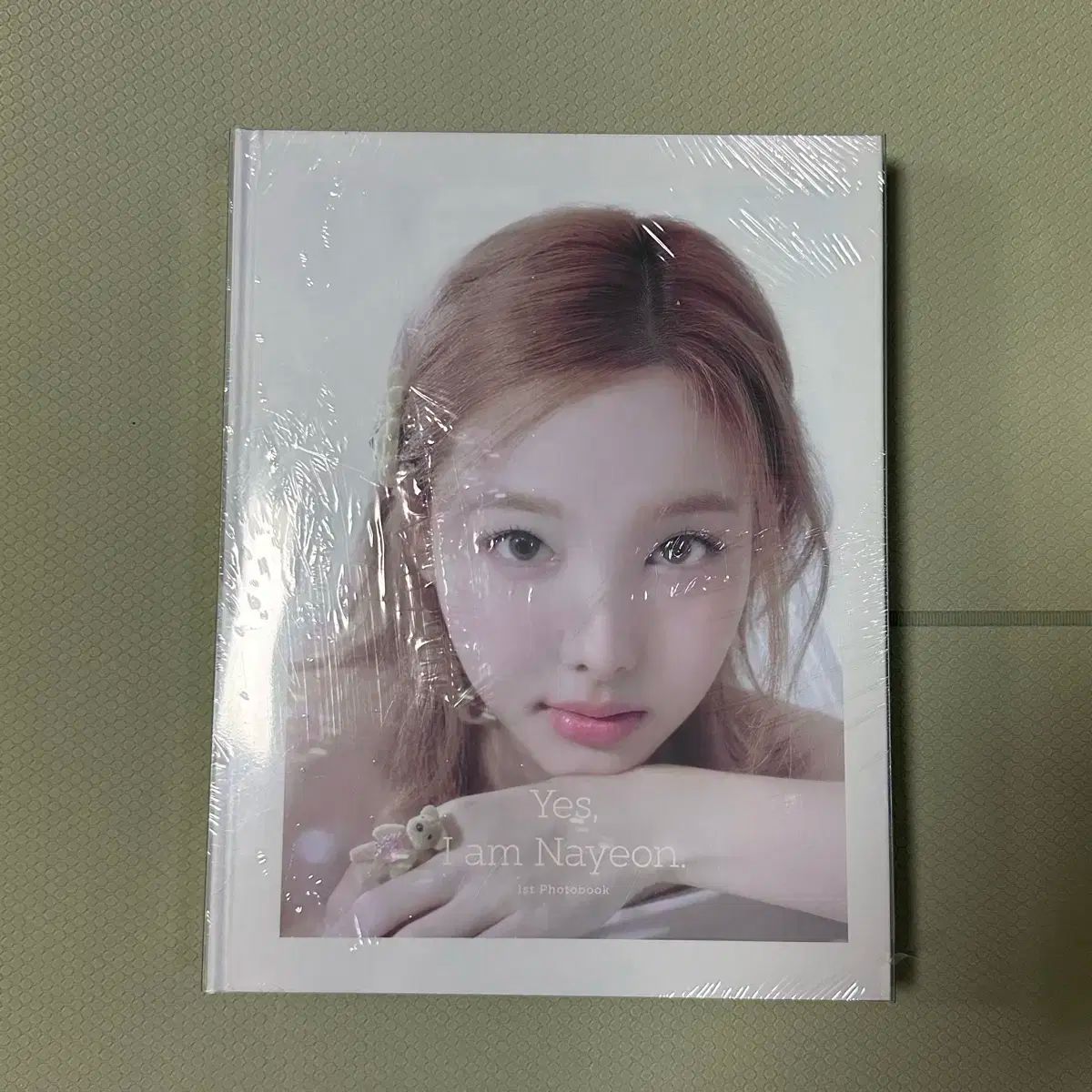 yes i am nayeon ナヨン 写真集 TWICE 未開封 TWICE ナヨン Yes, I am