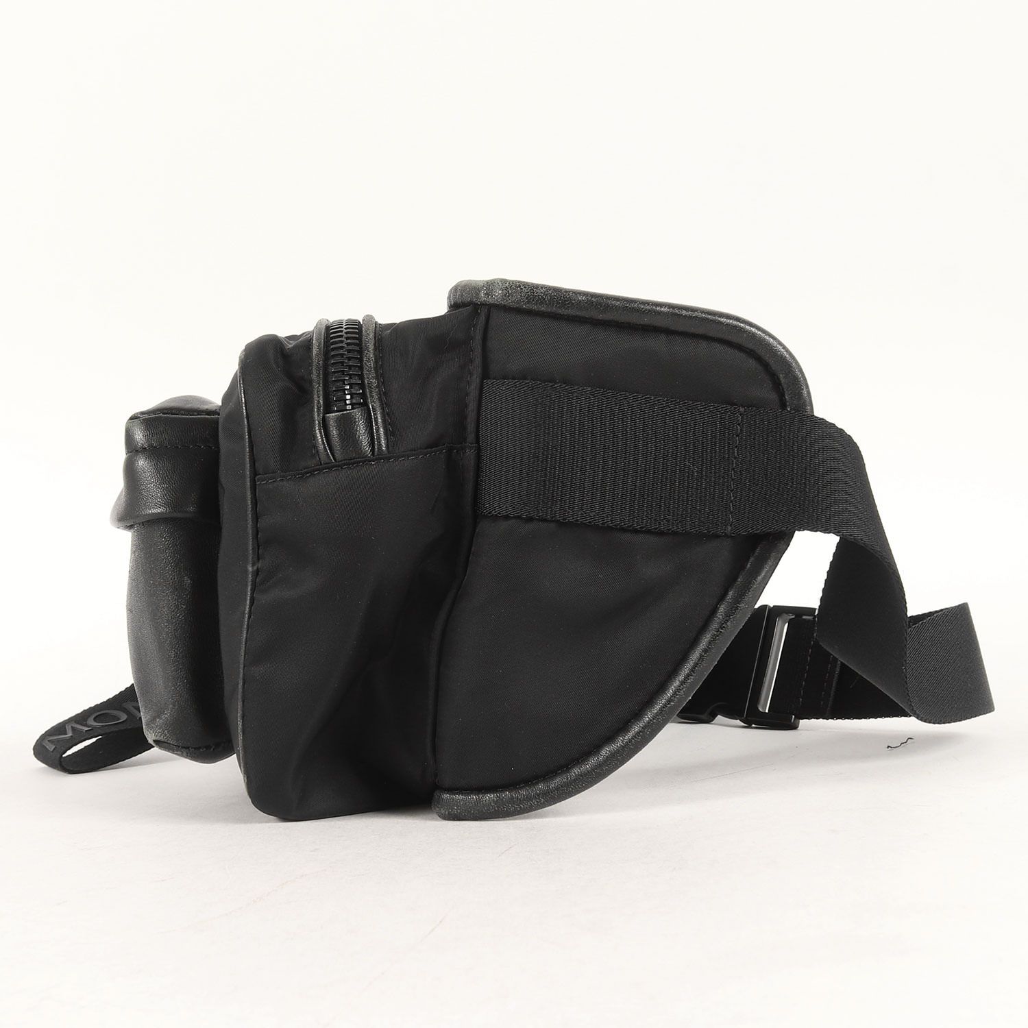 MONCLER (モンクレール)ナイロンボディバッグ ショルダーバッグ