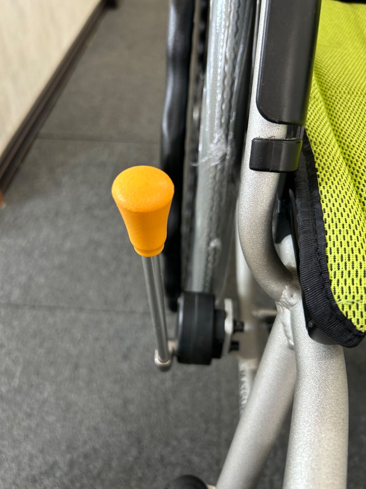 自走式車椅子 軽量