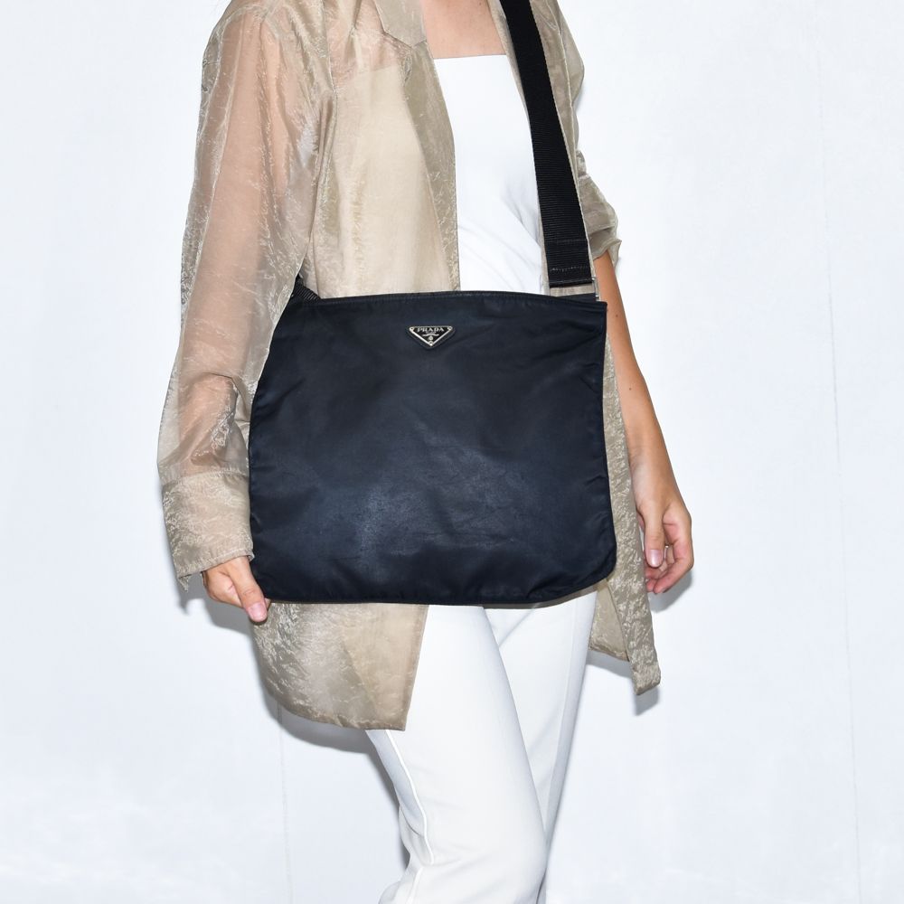 中古USED PRADA ショルダーバッグ ナイロン BT0173 ロゴ 33010 PRADA プラダ ナイロンショルダーバッグ BT0173 イタリア製 VELA