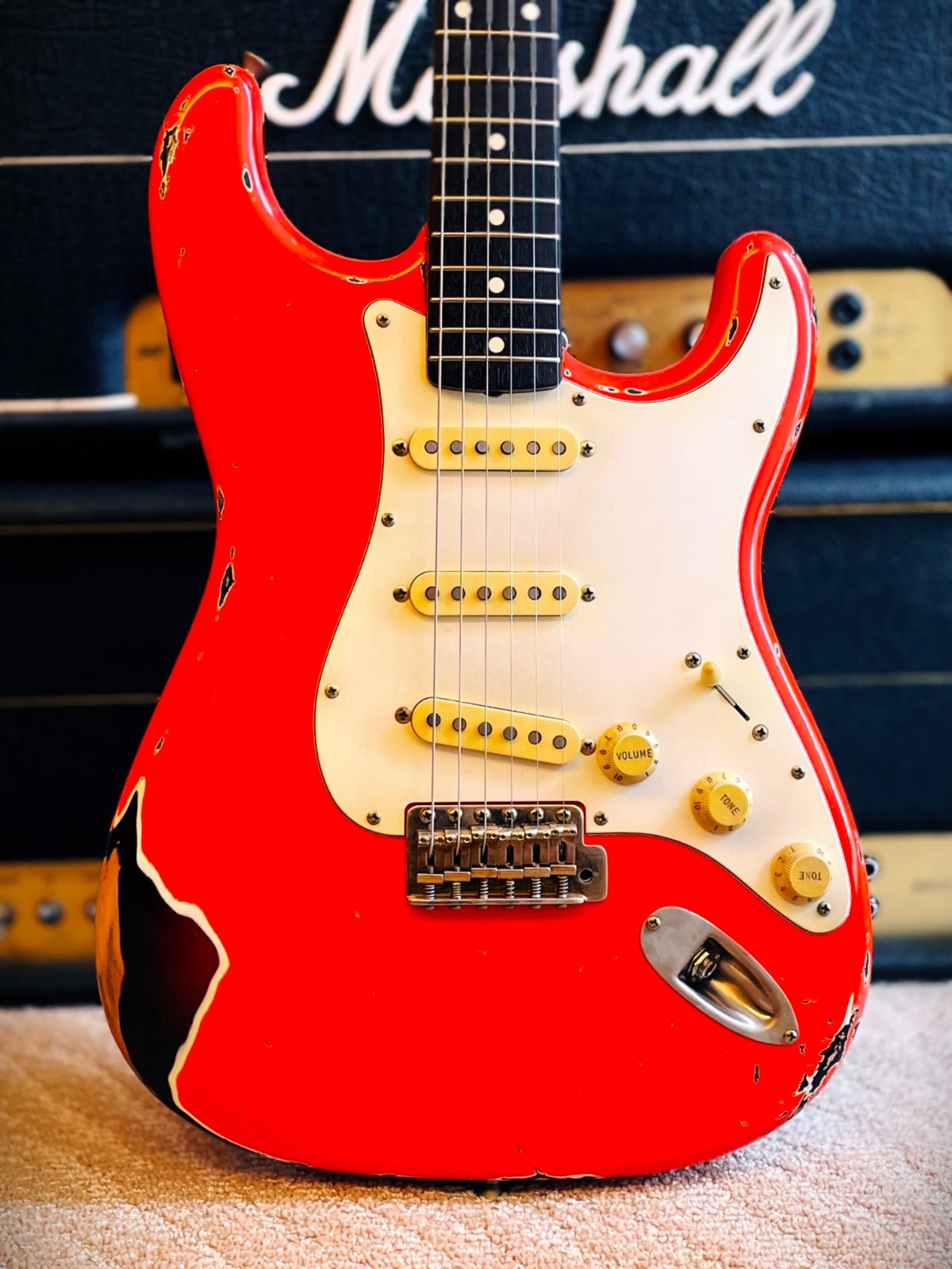 Vintage Fender Japan Stratocaster ST-62 N-シリアル Restomod Heavy Relic Fiesta Red 「Elite Model」