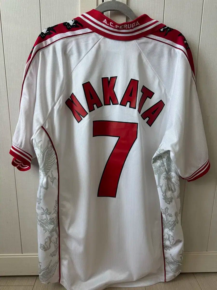 ペルージャユニフォーム　中田英寿　正規品　サイズXL ペルージャ ユニフォーム XLサイズ 中田英寿 貴重✨ペルージャ 98-99