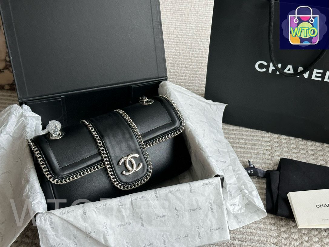 今日特価】Chanel シャネル チェーンバッグ 滑らかな皮革で触感