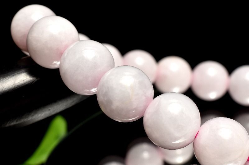 1点物】希少カラー◇ミャンマー産 ラベンダー翡翠(ジェダイト 1点物】希少カラー◇ミャンマー産 ラベンダー翡翠(ジェダイト