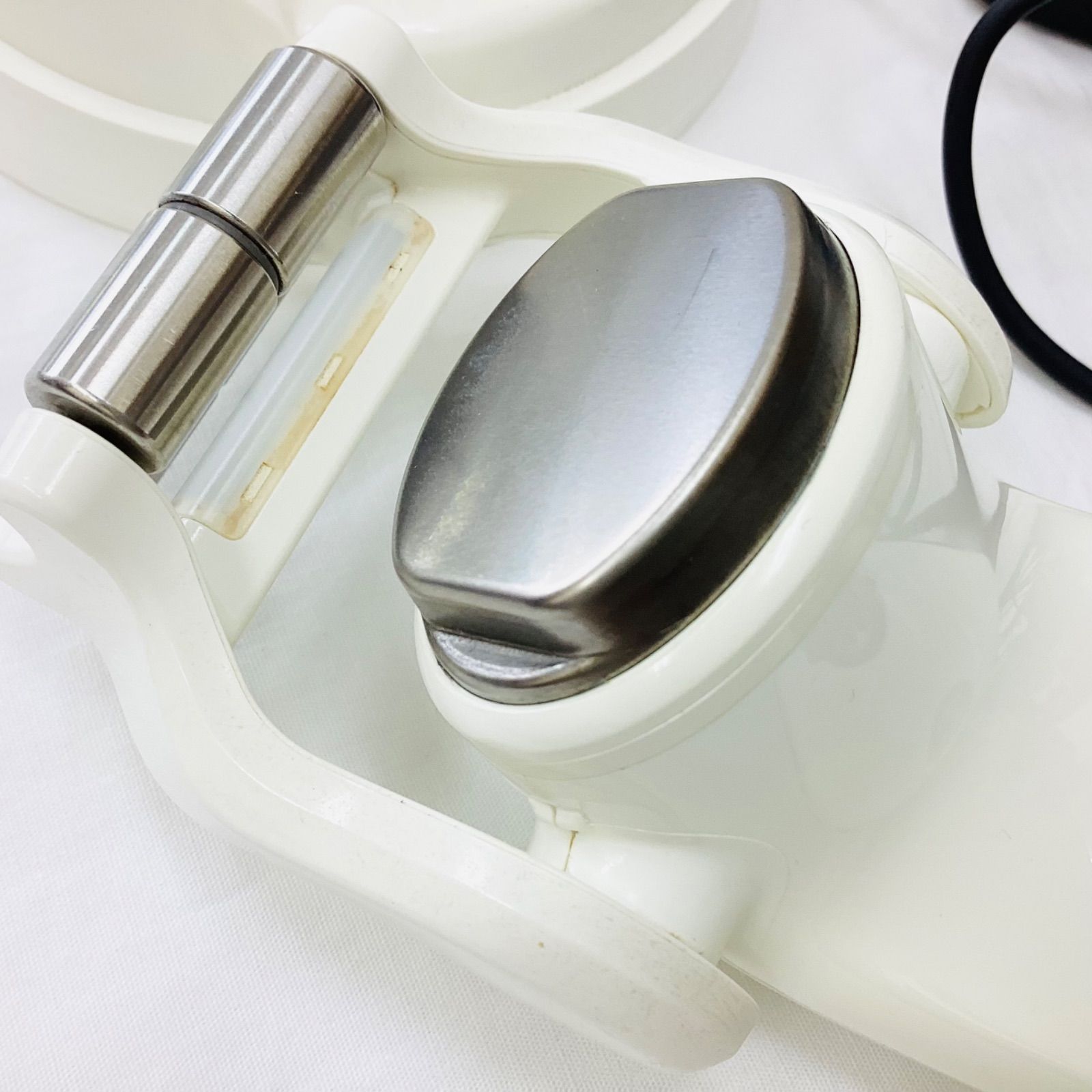 ☆ナリス MEGABEAUTY メガビューティ 美顔器 通電確認済 - メルカリ