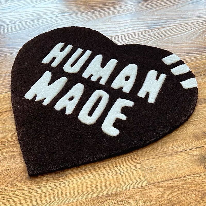 4色選択】HUMAN MADE ヒューマンメイド HEART RUG ハートロゴ 赤 青 ダークブラウン グレー 絨毯 ラグ マット カーペット  サイズ展開あり 58×64 - 在庫あり送料無料