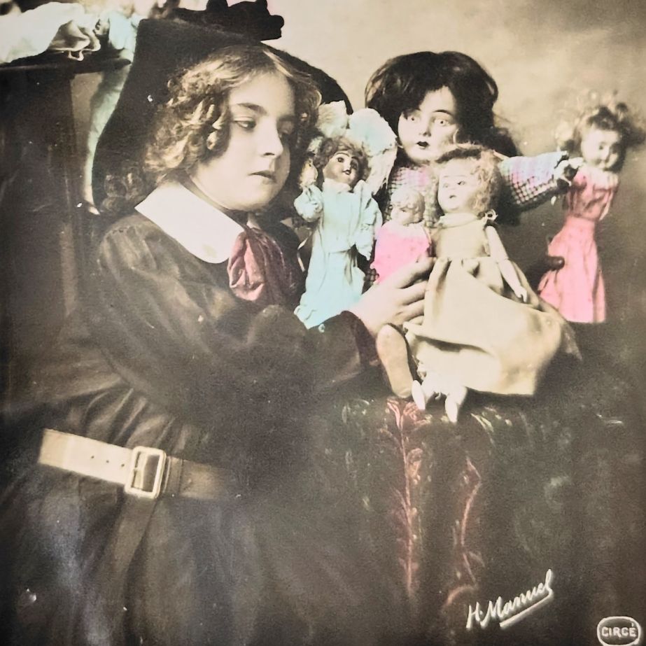 ドールと少女 1 フランス ヴィンテージ ポストカード