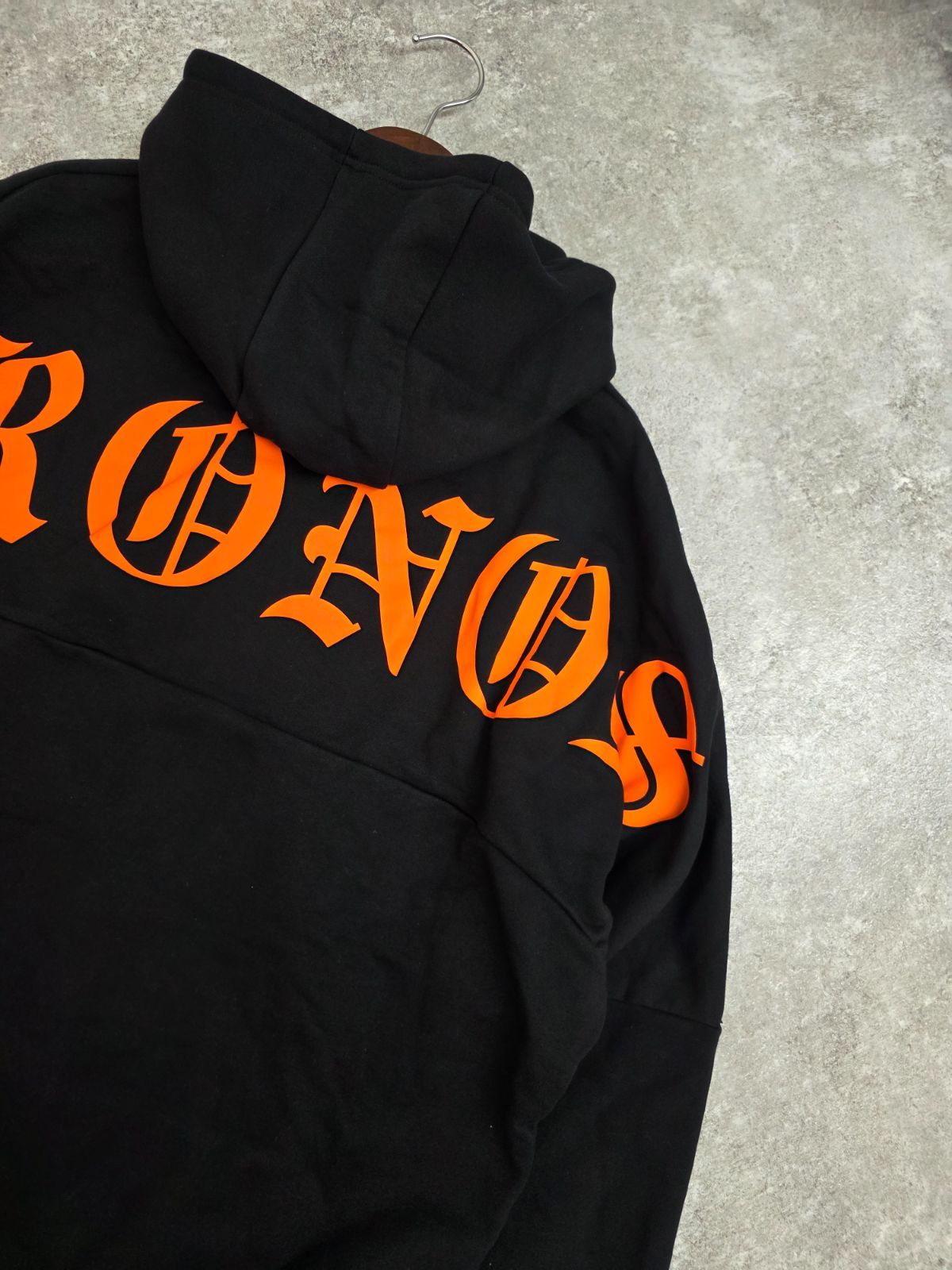 2点セット 専用ページ☆ CRONOS クロノス ブラックレター フォント