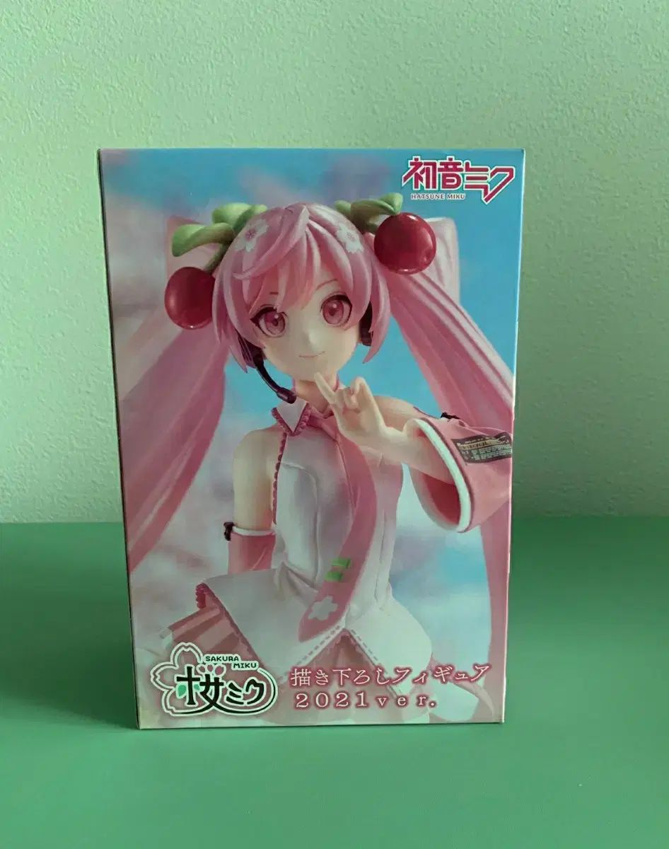 【雷市場（ポンジャン）商品韓国直送】 初音 ミク サクラ フィギュア