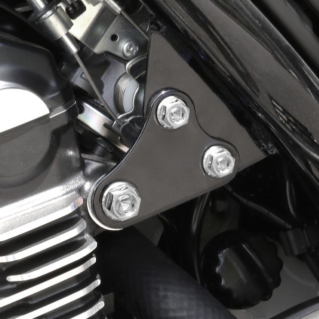 z900rsチタンフロントエンジンマウント 錆びる