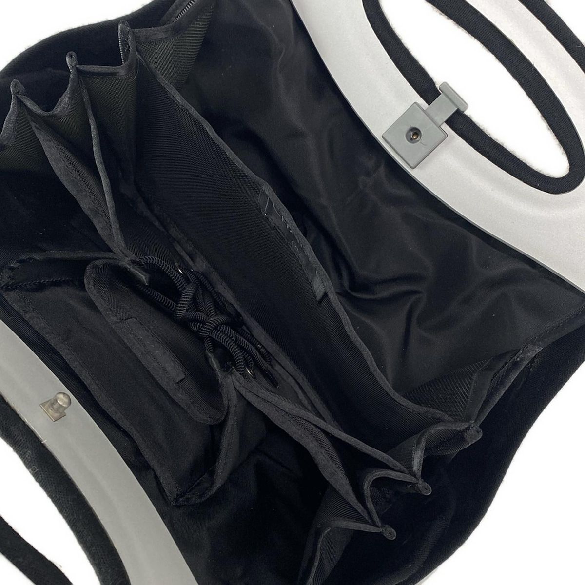 CHANEL(シャネル) ハンドバッグ ヒップバッグ 黒 2005 premiere