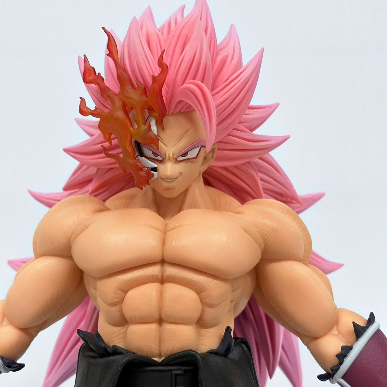 一番くじ ドラゴンボール ラストワン賞 紅き仮面のサイヤ人 & C賞 黒衣