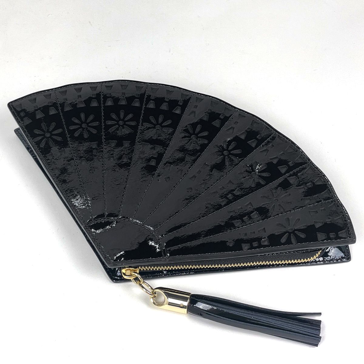 kate spade 扇形クラッチバッグ ブラック kate spade 扇形クラッチバッグ ブラック