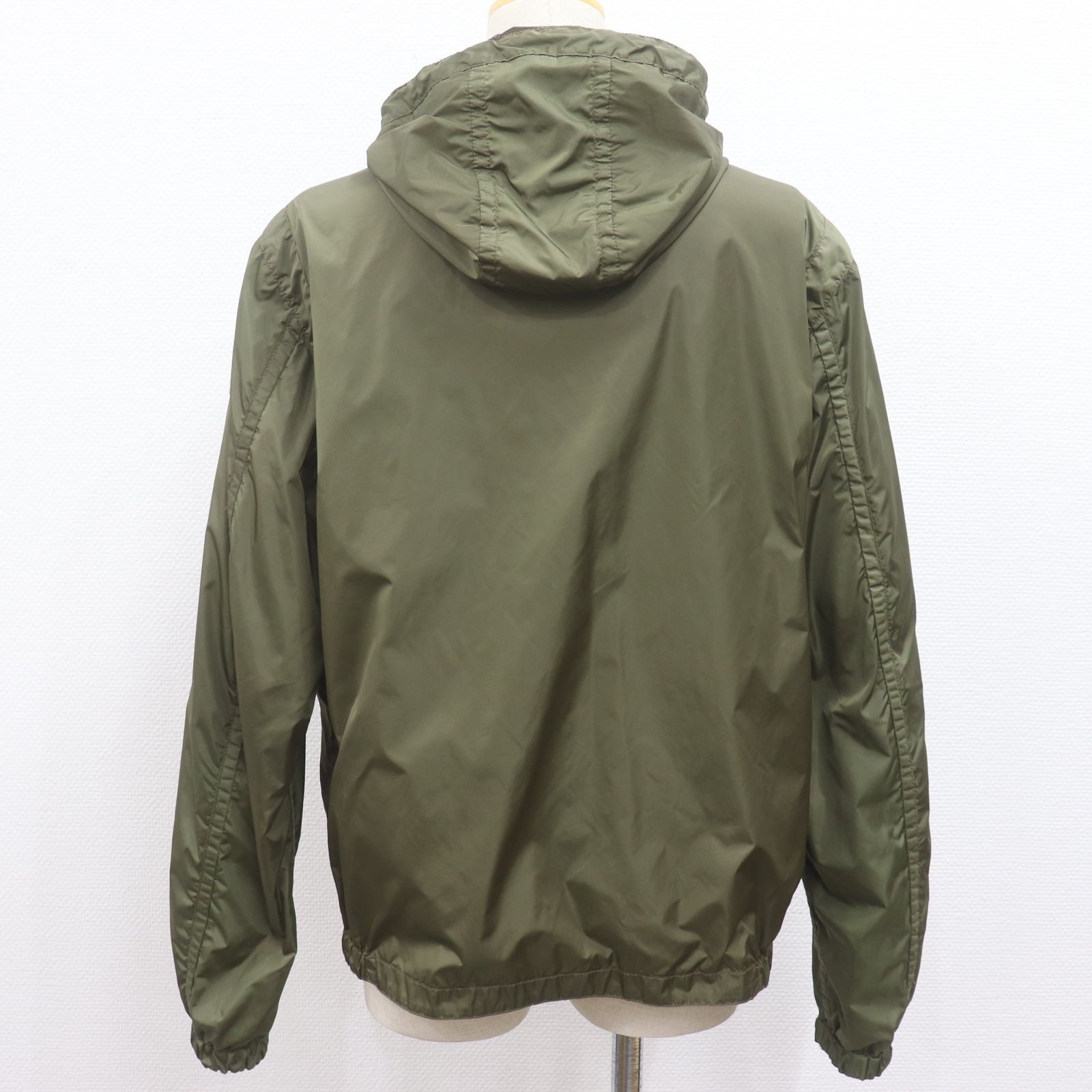 ITZE9OSETBW6 国内正規品 モンクレール GOBERT ナイロンジャケット 