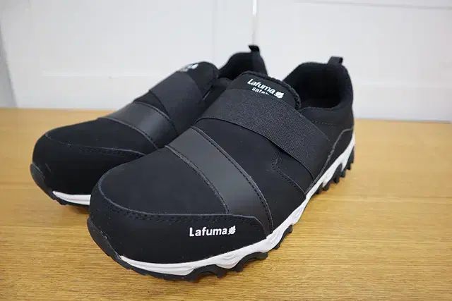 LAFUMA(ラフマ) 安全靴 サイズ 255 靴 共有可能