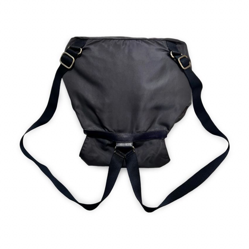 PRADA プラダ ナイロン トライアングルロゴ リュック バック ネイビー 日本直送 名牌中古包 】PRADA プラダ トライアングルロゴ