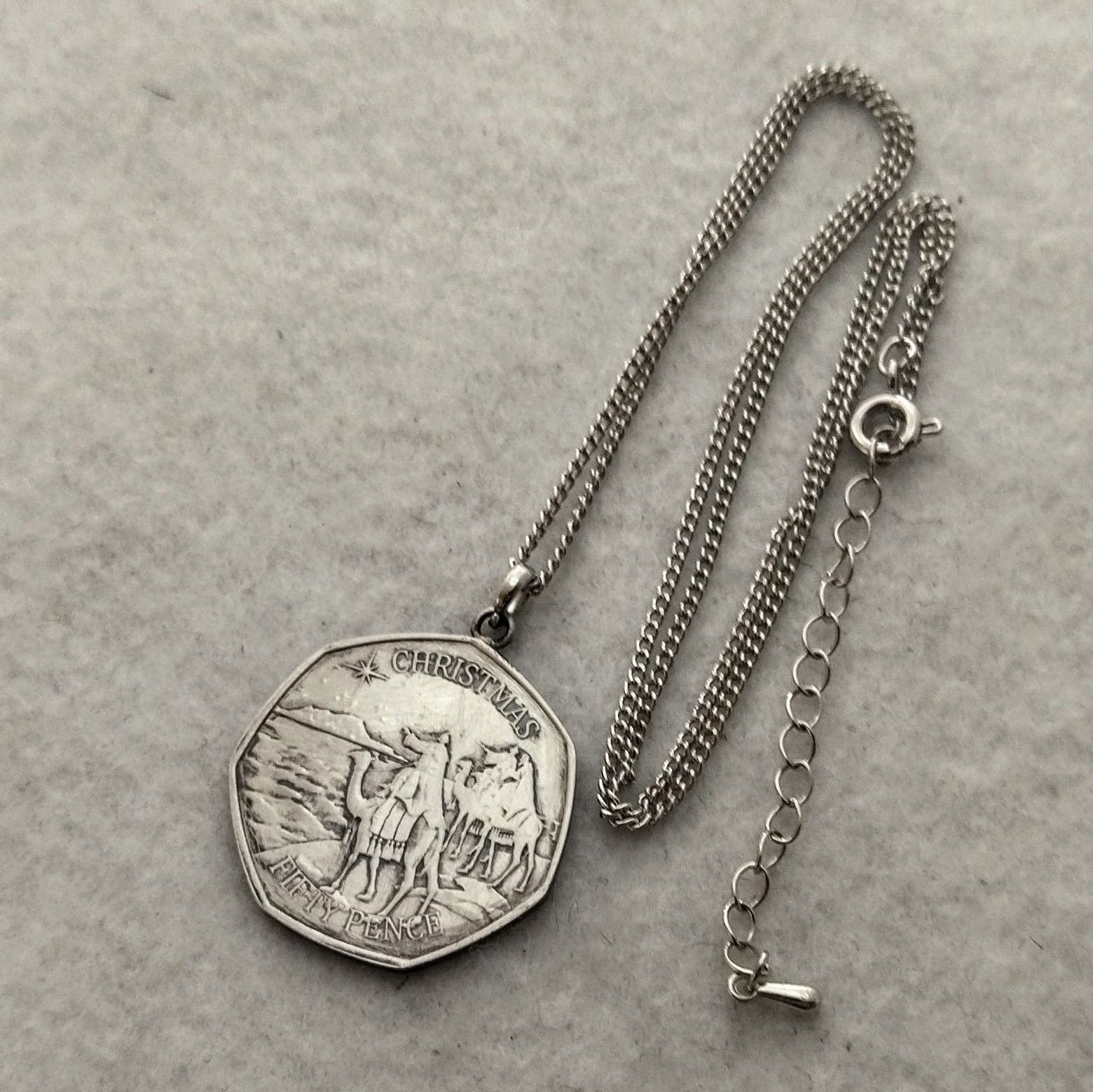 アマゾネスの女王ペンテシレイア マルタのコインネックレス