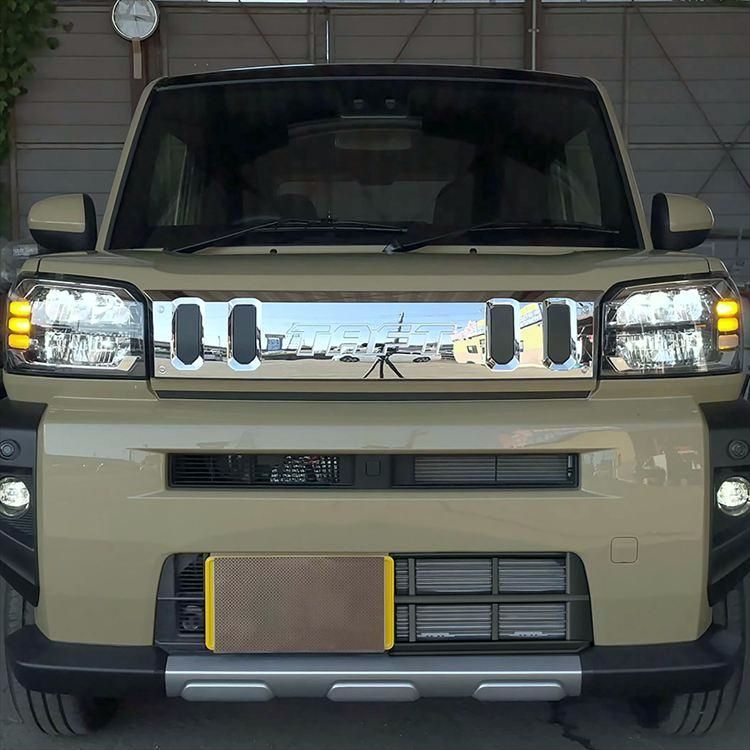 ダイハツ タフト パーツ フロントグリルガーニッシュ 2P グリルロアカバー 虫よけ 傷防止 ドレスアップ カー用品 DAIHATSU TAFT BRIGHTFACE_UK