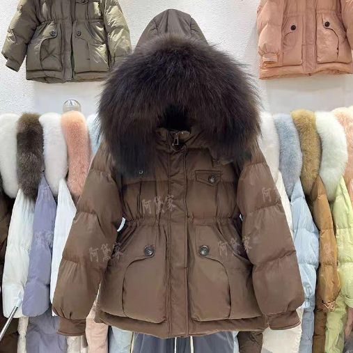 ビック ファー ダウン ジャケット️ 冬の暖かさ抜群