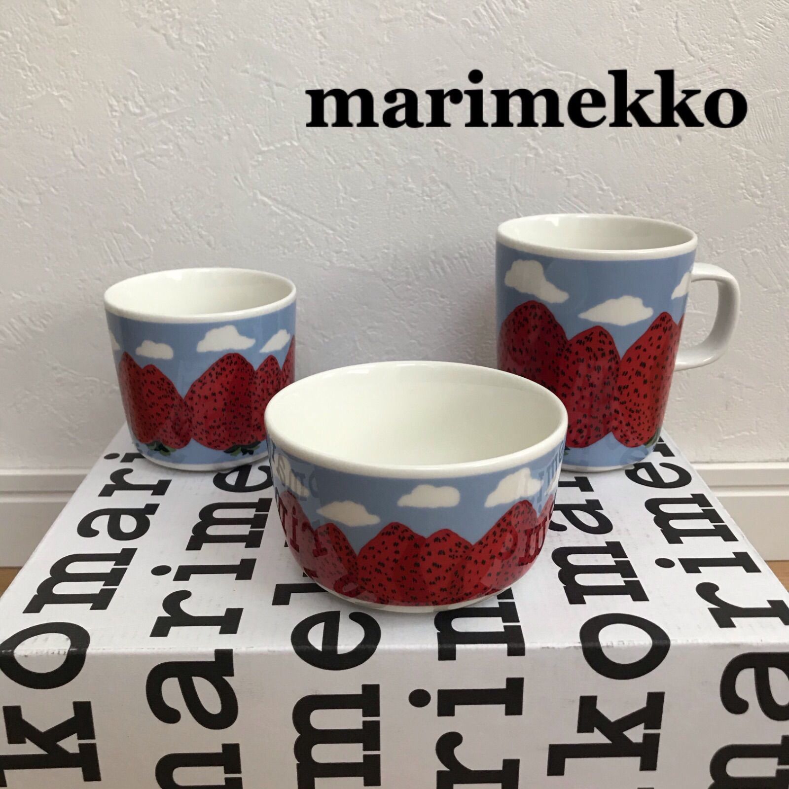 ♡2025 マリメッコ　マンシッカヴォレット プレート　マグカップ　いちご山　皿 marimekko - ♡2025 マリメッコ マンシッカ ヴォレット プレート