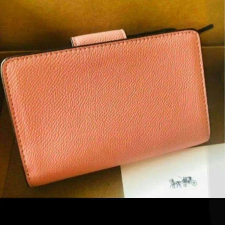 COACH コーチ 新品 ピンク 折り財布 レディース 小物 財布 W13 - 折り財布