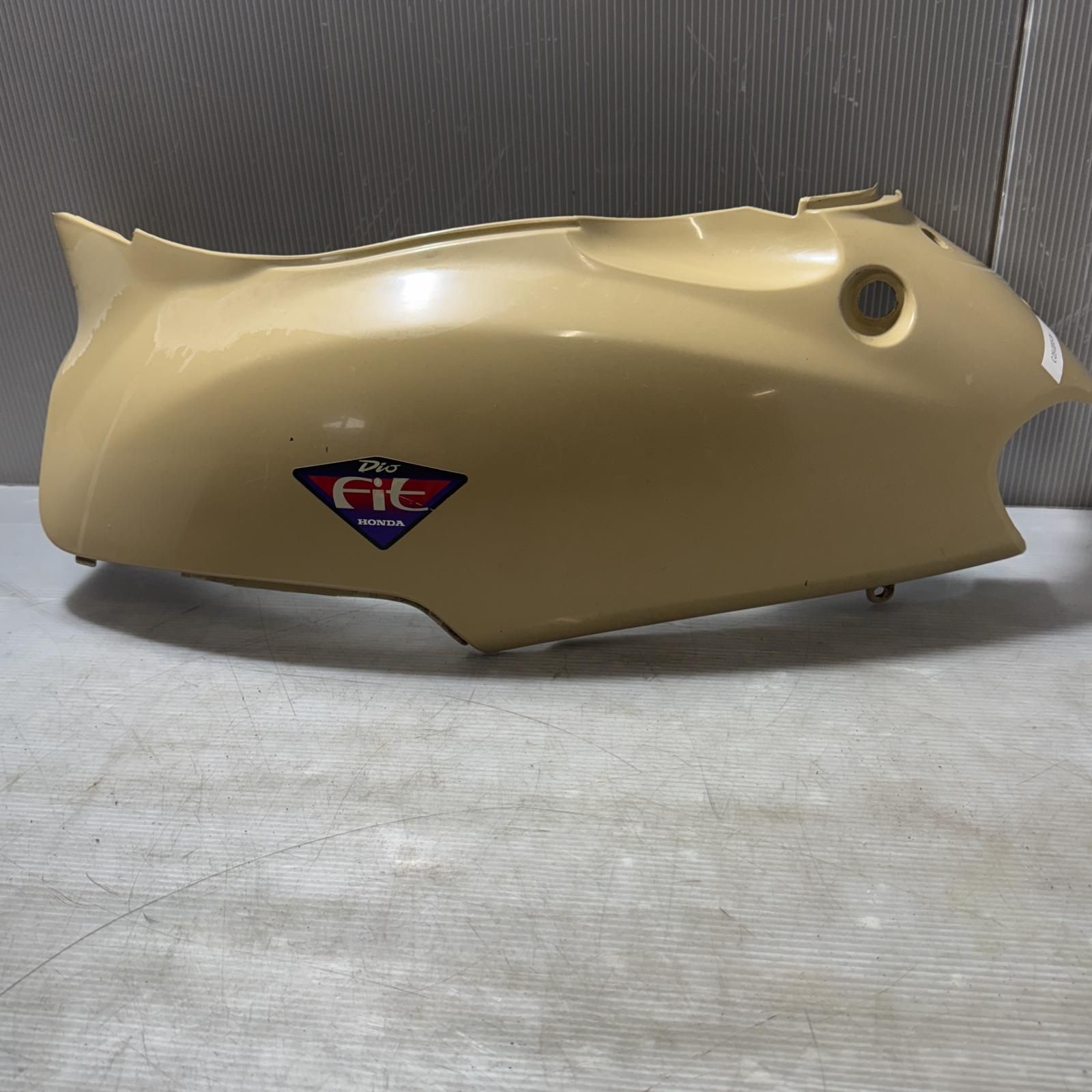 HONDA ディオ50 FIT ボディーカバー 左 Fit ホンダ