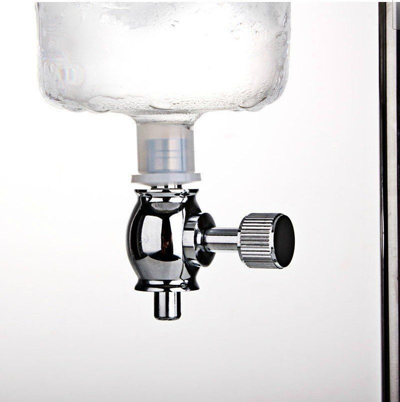 水出しコーヒー カフェ