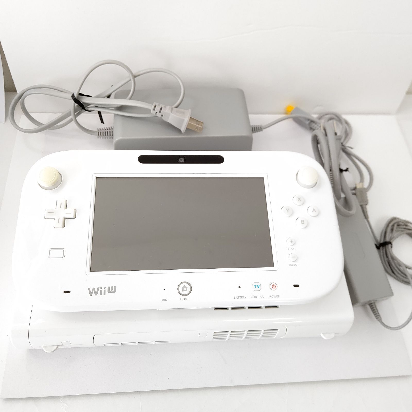 美品 任天堂 Nintendo WiiU テレビゲーム さまざまな機能 本体 GamePad ブラック 付属品あり T12277sm