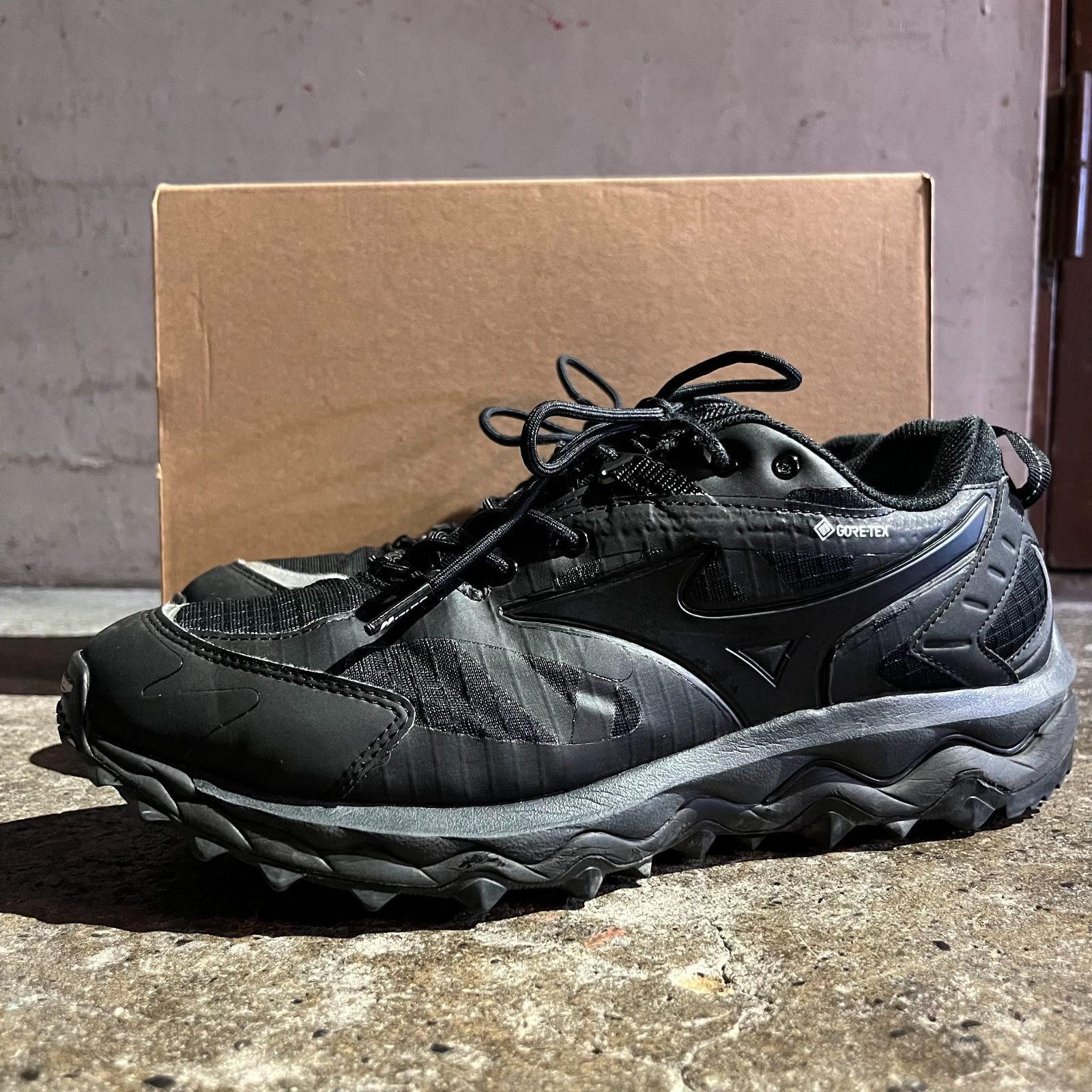 MIZUNO WAVE MUJIN TL GTX ブラック ミズノ ウェーブムジン ゴアテック