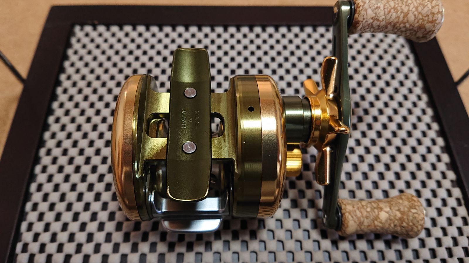 DAIWA MILLIONAIRE ミリオネア CV-Z 203 右巻き ミリオネア ダイワ CV